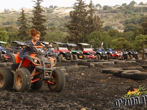 טרקטורונים בין הנחלים